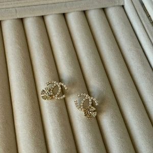 Coco Chanel Pearl Earrings